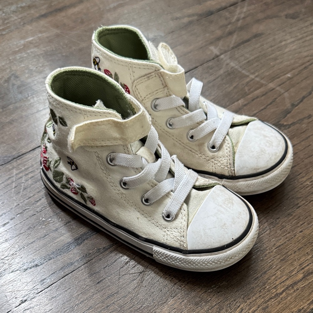 Converse Kids High-Top Sneakers with Floral Design